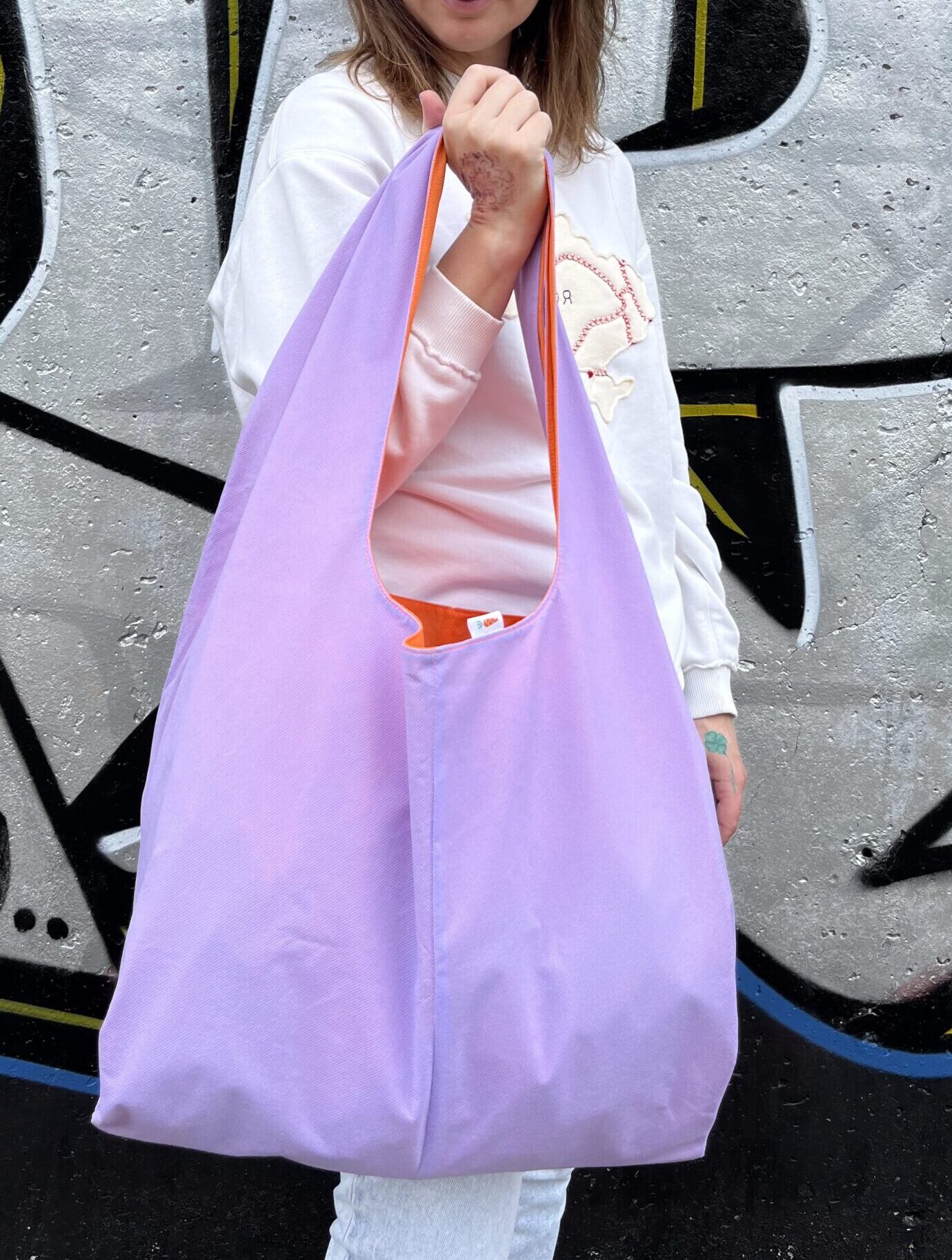 шопер рік бузкового кольору з довгими ручками